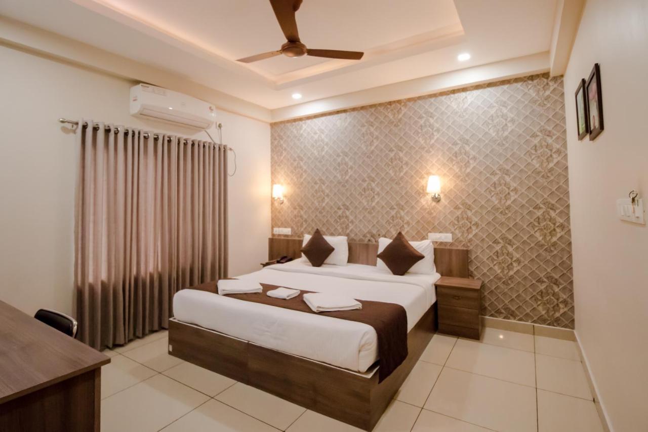 Hotel Spring Field Billets Kochi Exterior foto