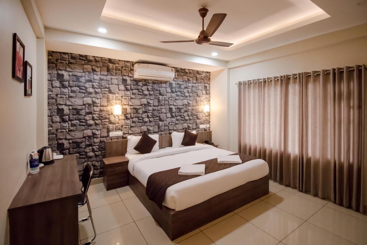 Hotel Spring Field Billets Kochi Exterior foto