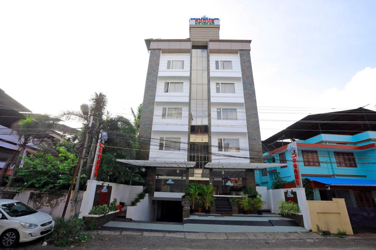 Hotel Spring Field Billets Kochi Exterior foto